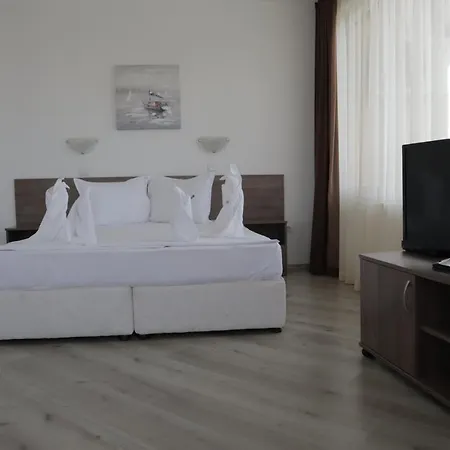 Ξενοδοχείο Family Dreams 3*