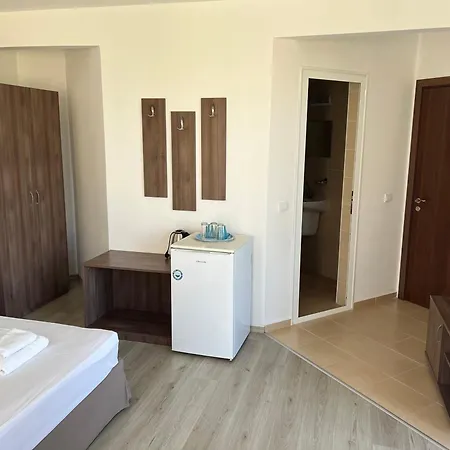 Ξενοδοχείο Family Dreams 3*