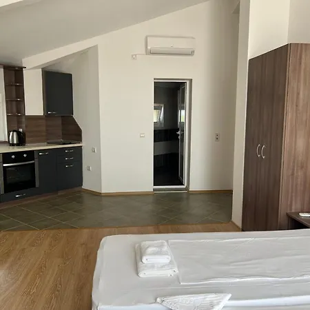 Ξενοδοχείο Family Dreams 3*