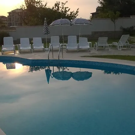 Family Dreams 3*